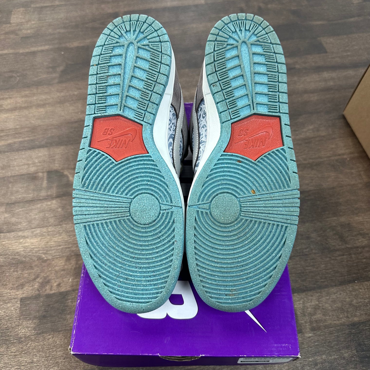 Big Money Saving Sb Dunk Low (USED)