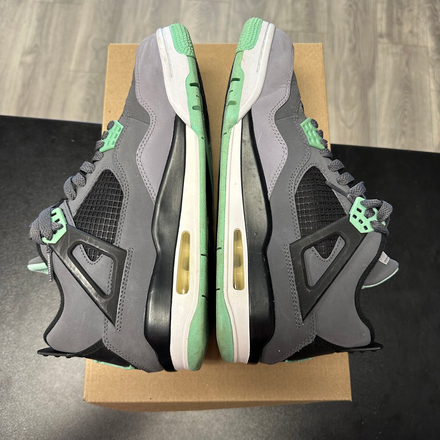 Green Glow Jordan 4 (USED, No Box)