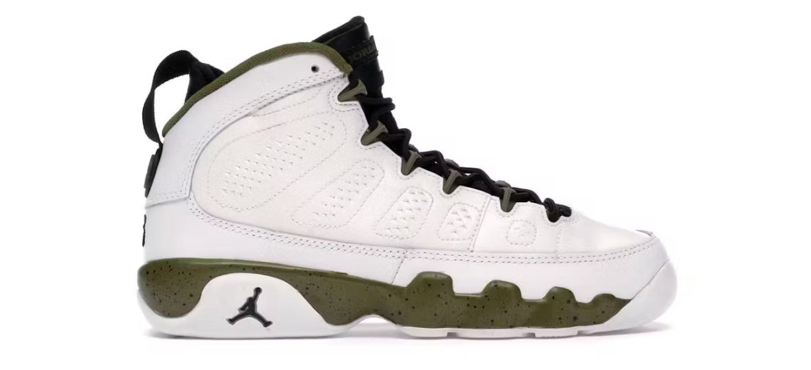Statue Jordan 9 Retro (GS)