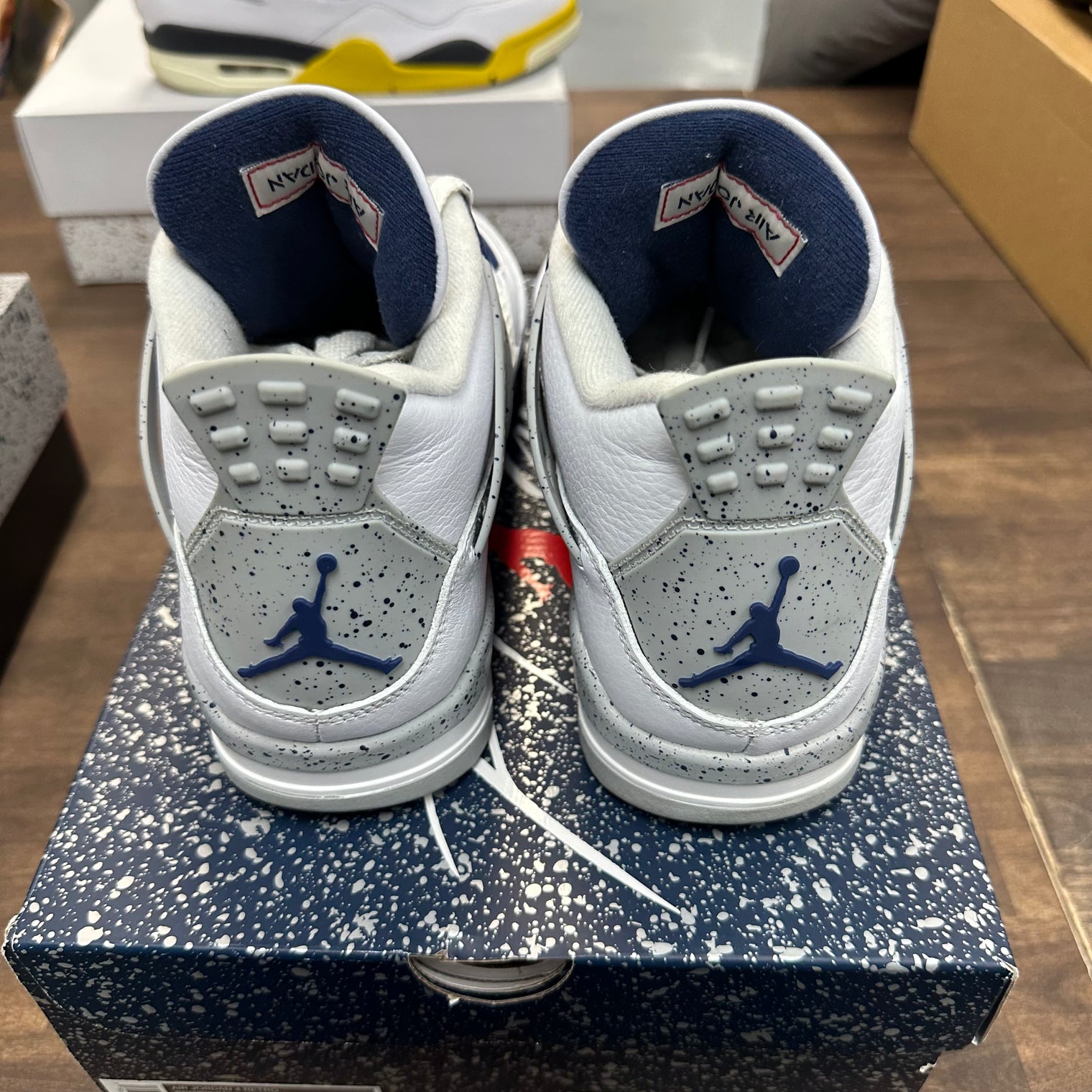 Midnight Navy Jordan 4 (USED)