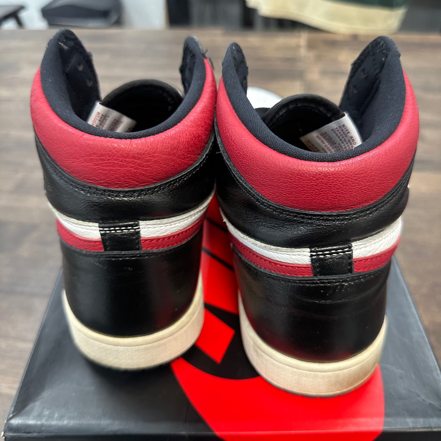 Gym Red Jordan 1 High (USED)