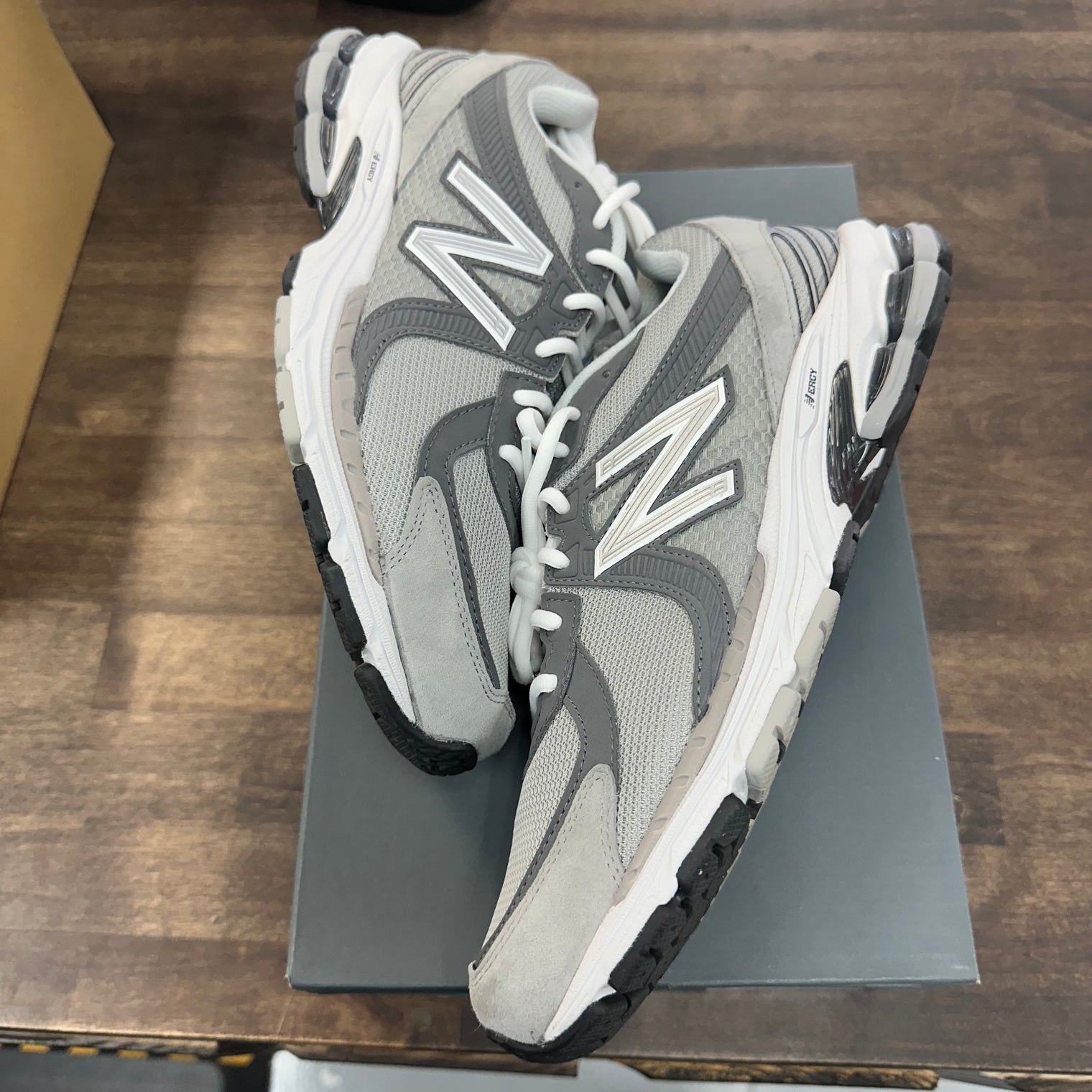 Comme des Garcons Homme Grey New Balance 860v2 (USED)