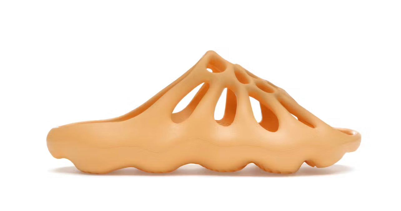 Yeezy 450 Slide Cream