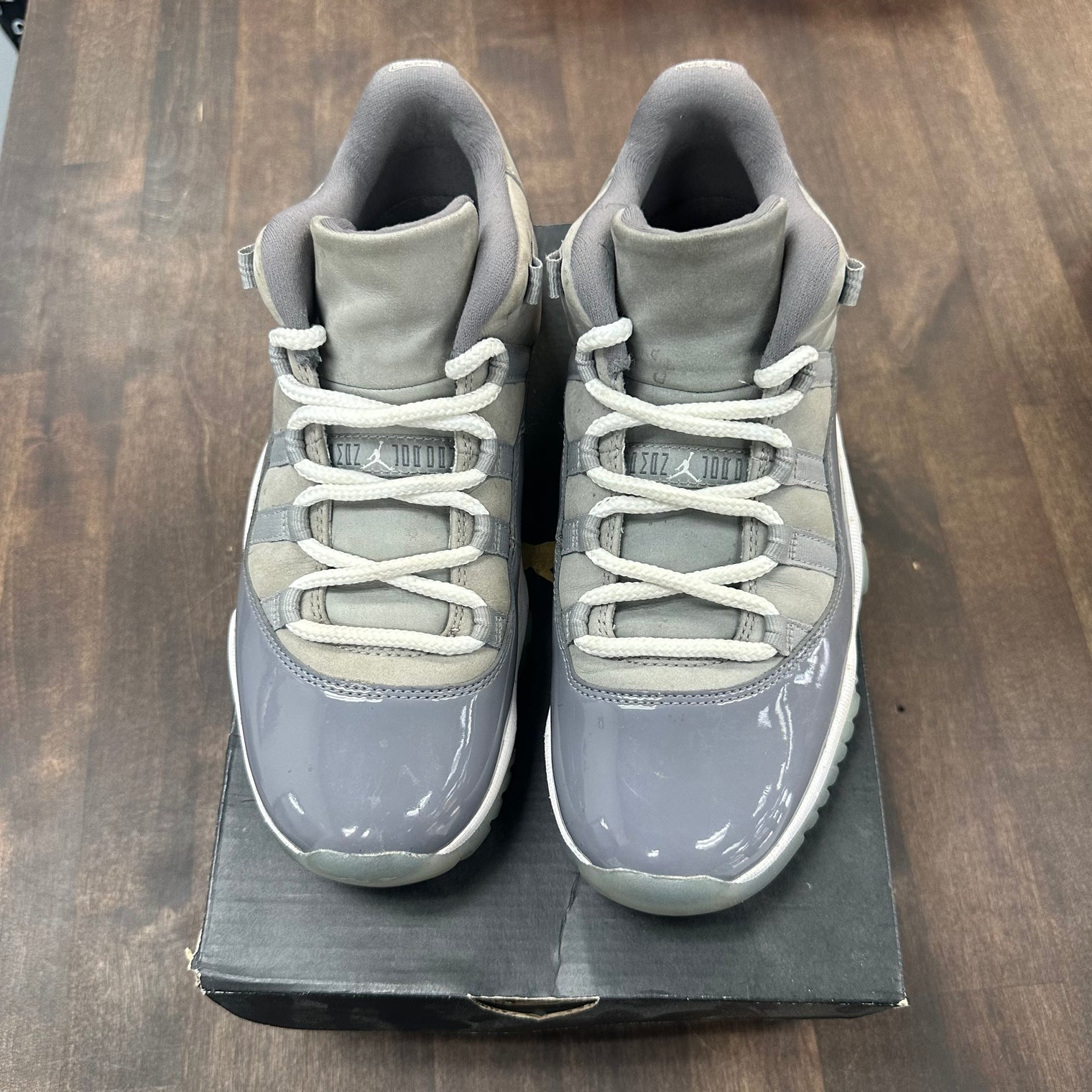 Cool Grey Jordan 11 Low (USED)