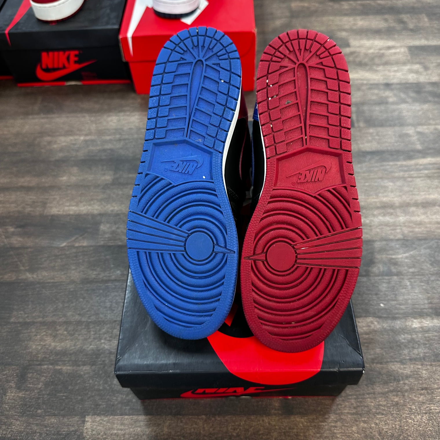 Top 3 Jordan 1 High (GS) (USED, No Box)