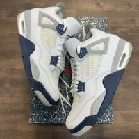 Midnight Navy Jordan 4 (USED)