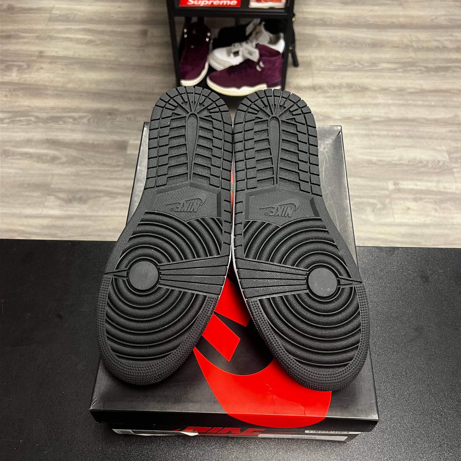 Jordan 1 Low OG Bleached Coral (USED)