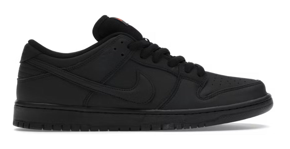 Triple Black Nike SB Dunk Low
