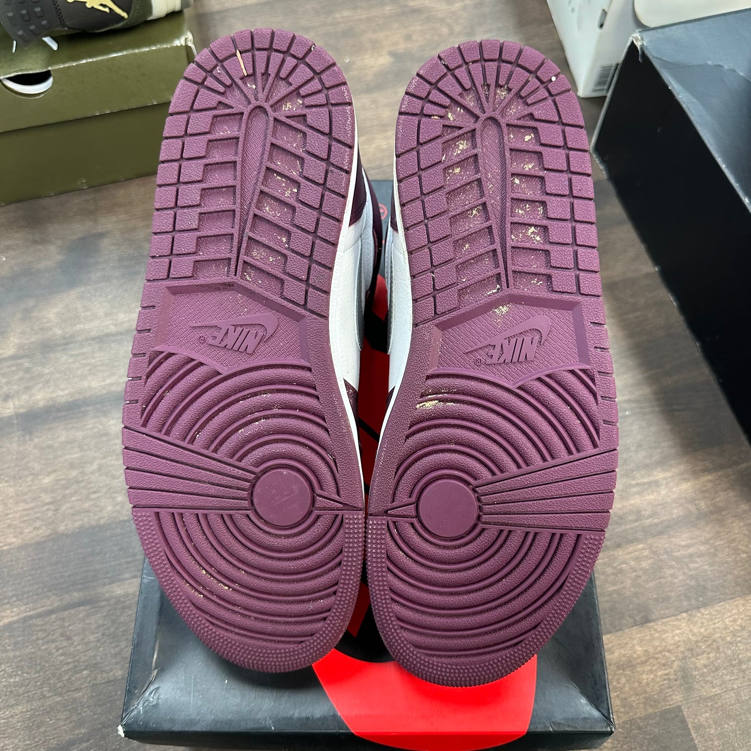 Bordeaux Jordan 1 High (USED)