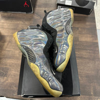 Hologram Foamposite One (USED)