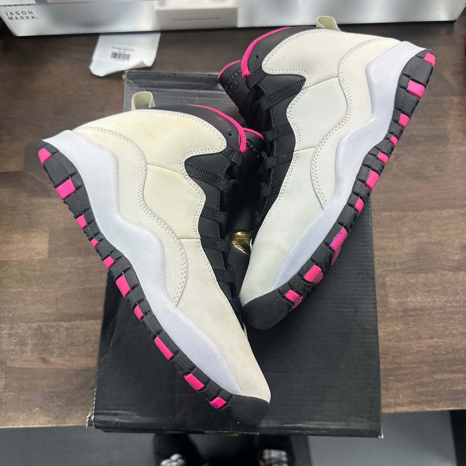 (GS) Vivid Pink Jordan 10 (USED)