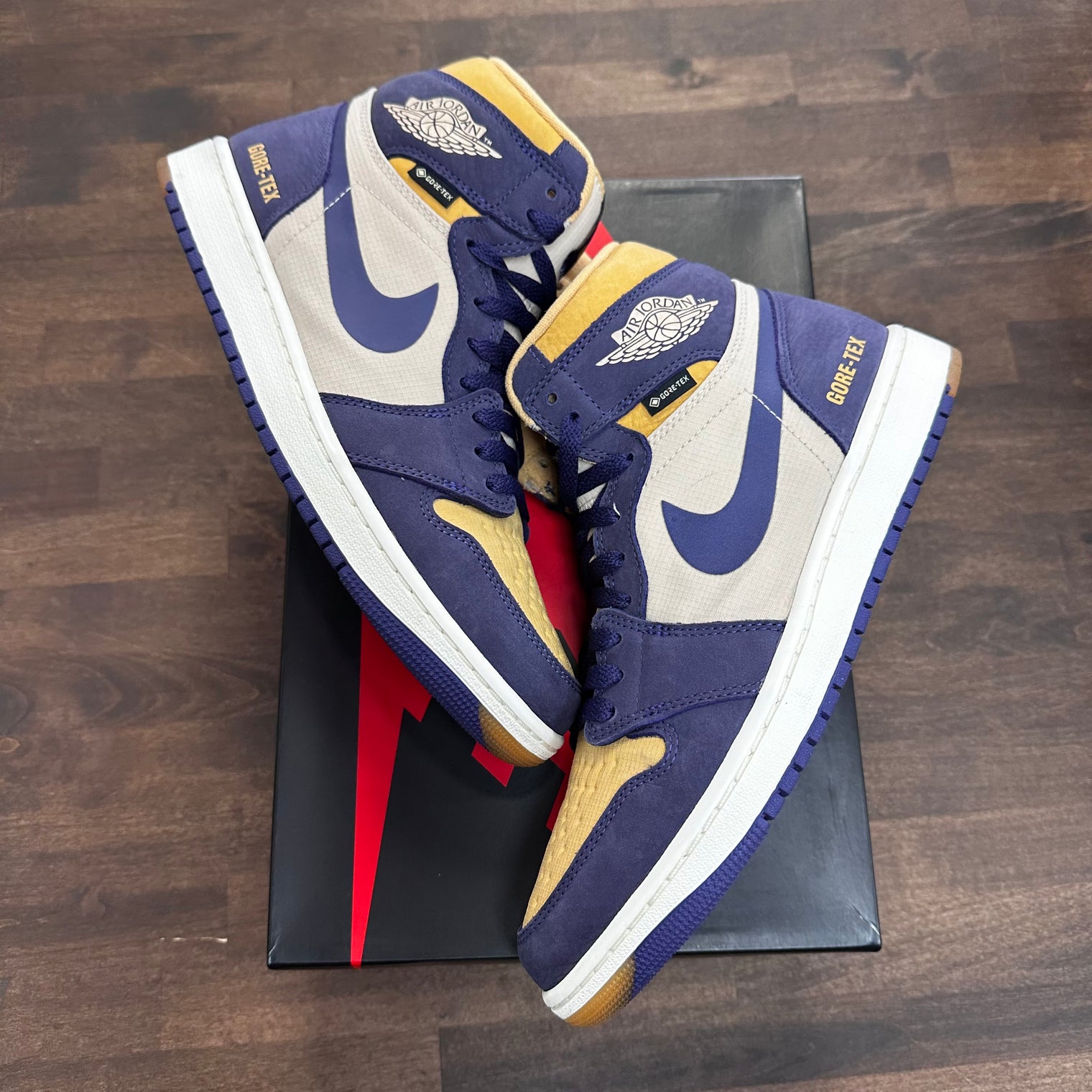 Gore-Tex Sky J Purple Jordan 1 High (USED)