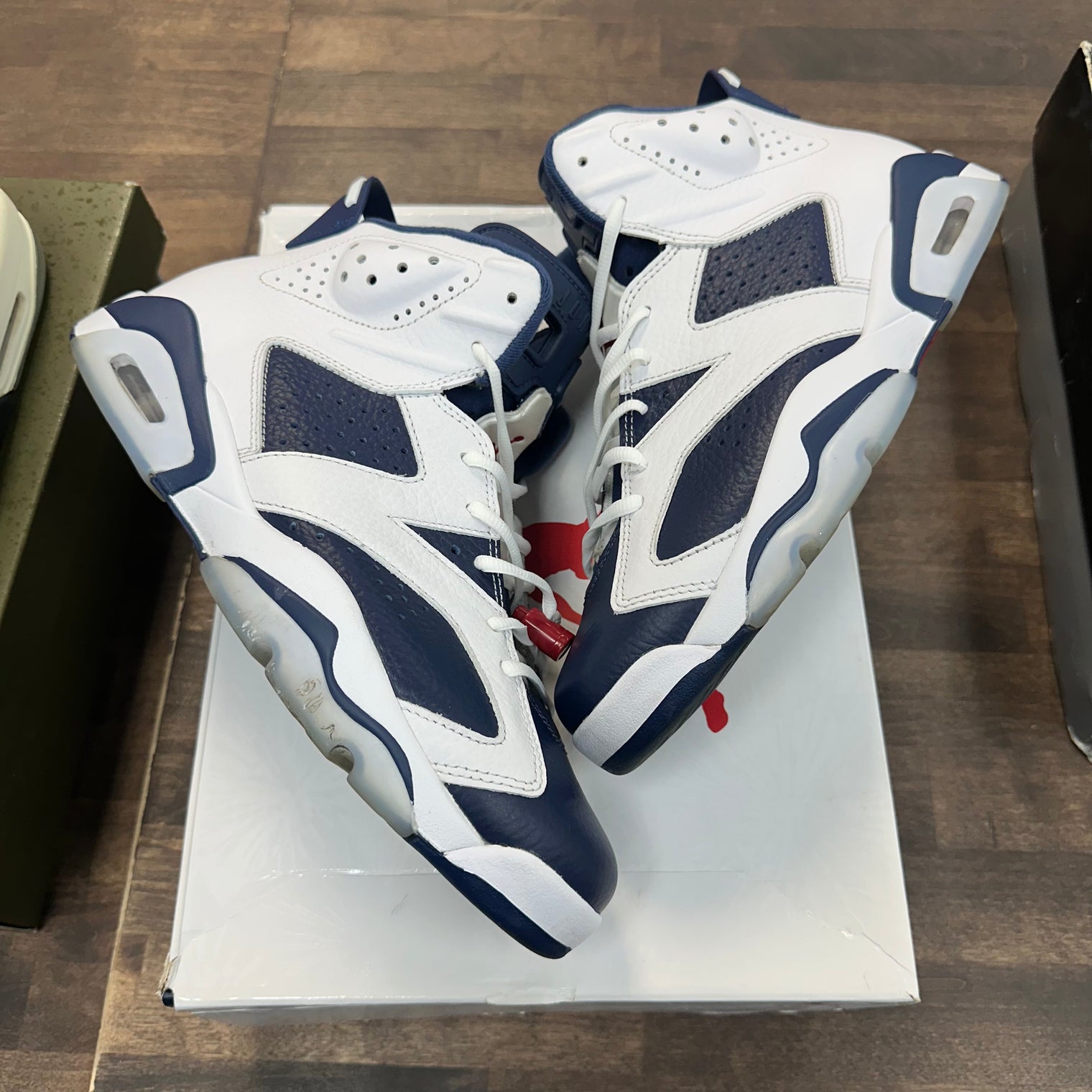 Olympic Jordan 6 (USED)