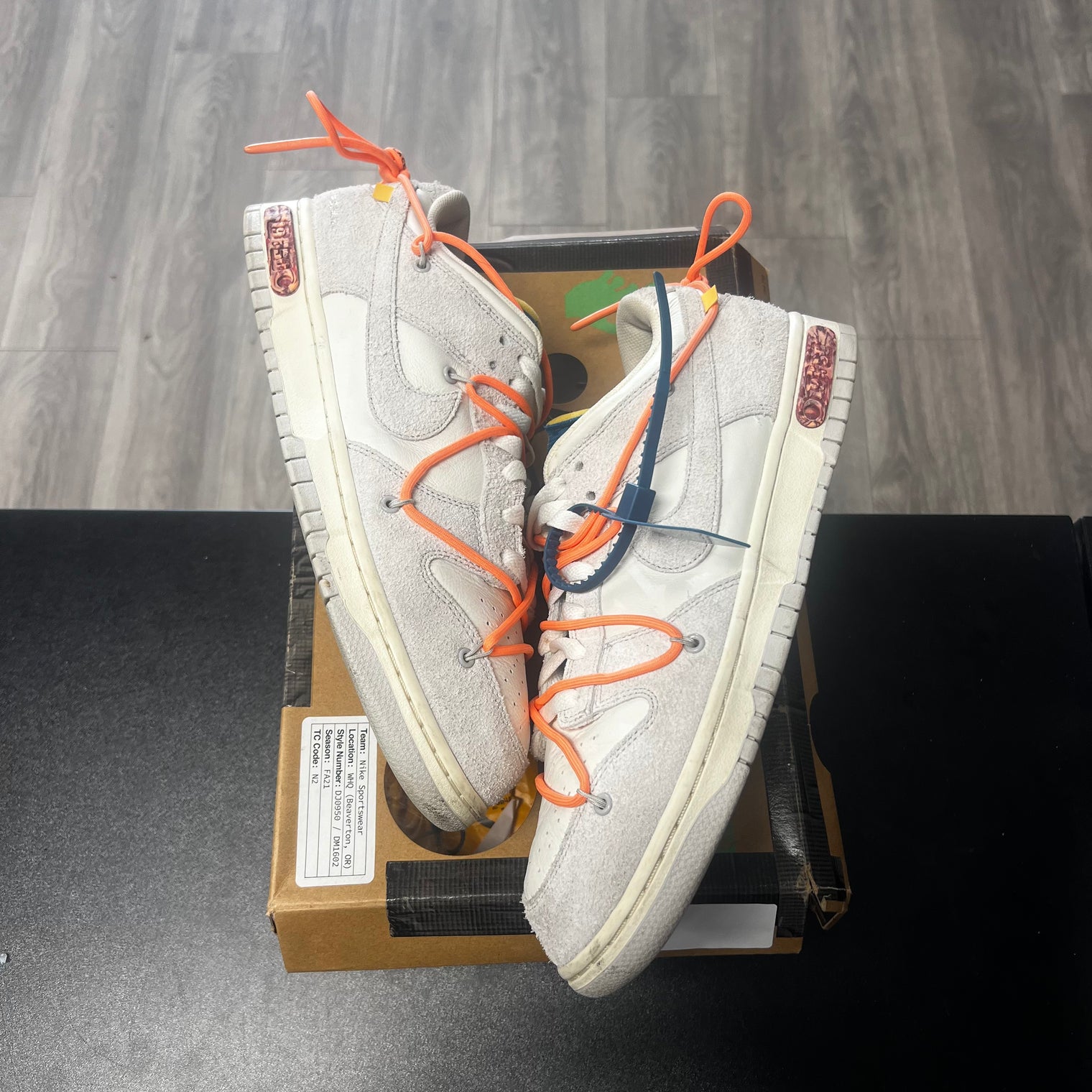 Nike Dunk Low Off-White Lot 19 (USED)