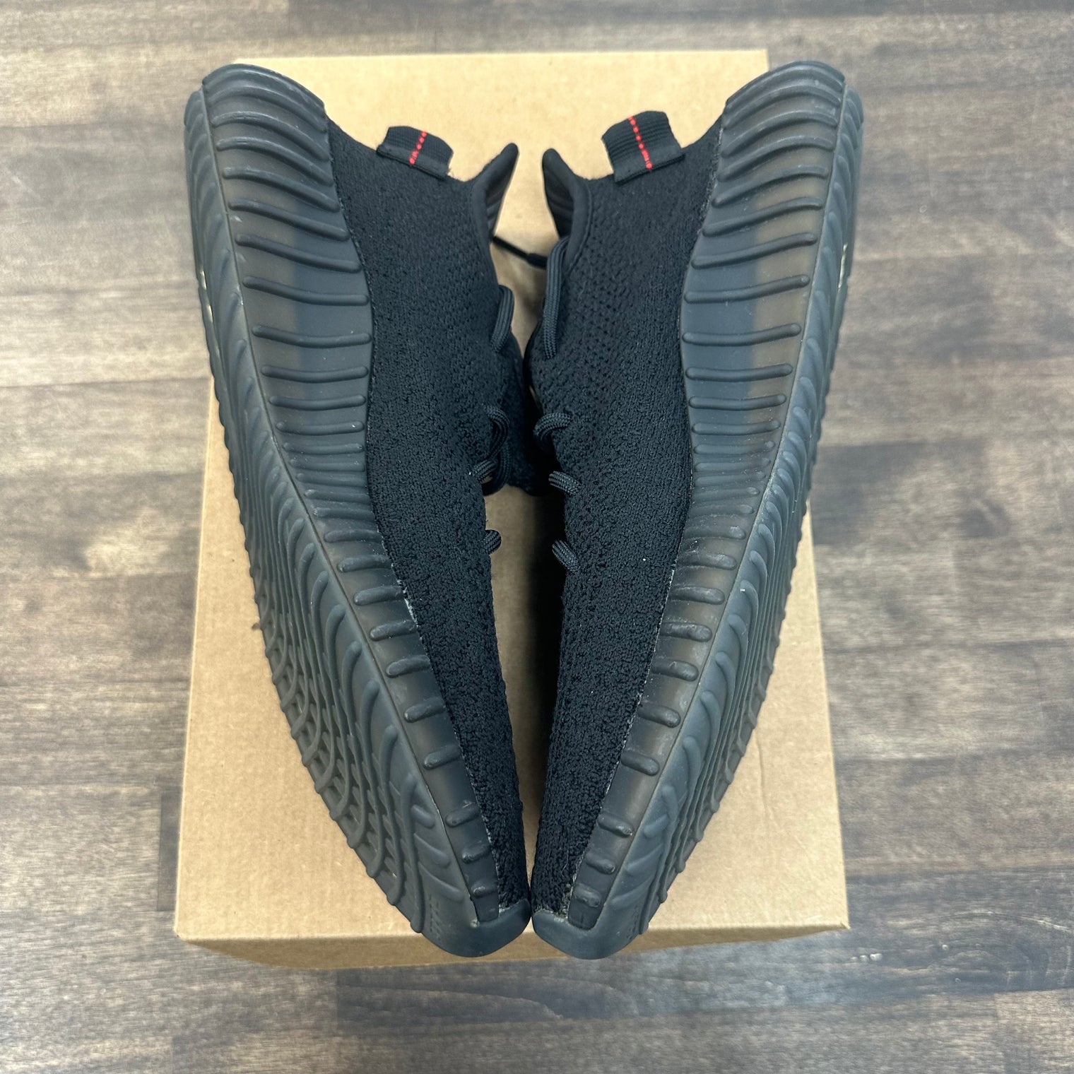 Bred Yeezy 350 (USED, No Box)