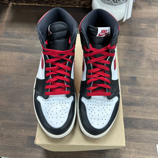 Gym Red Jordan 1 High (USED,NO BOX)