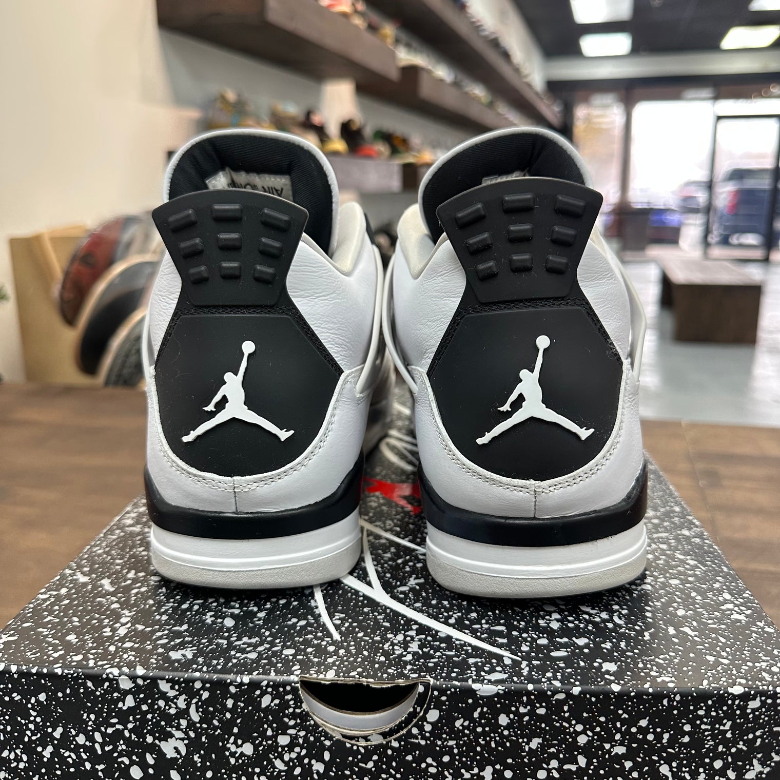 Military Black Jordan 4 (USED)