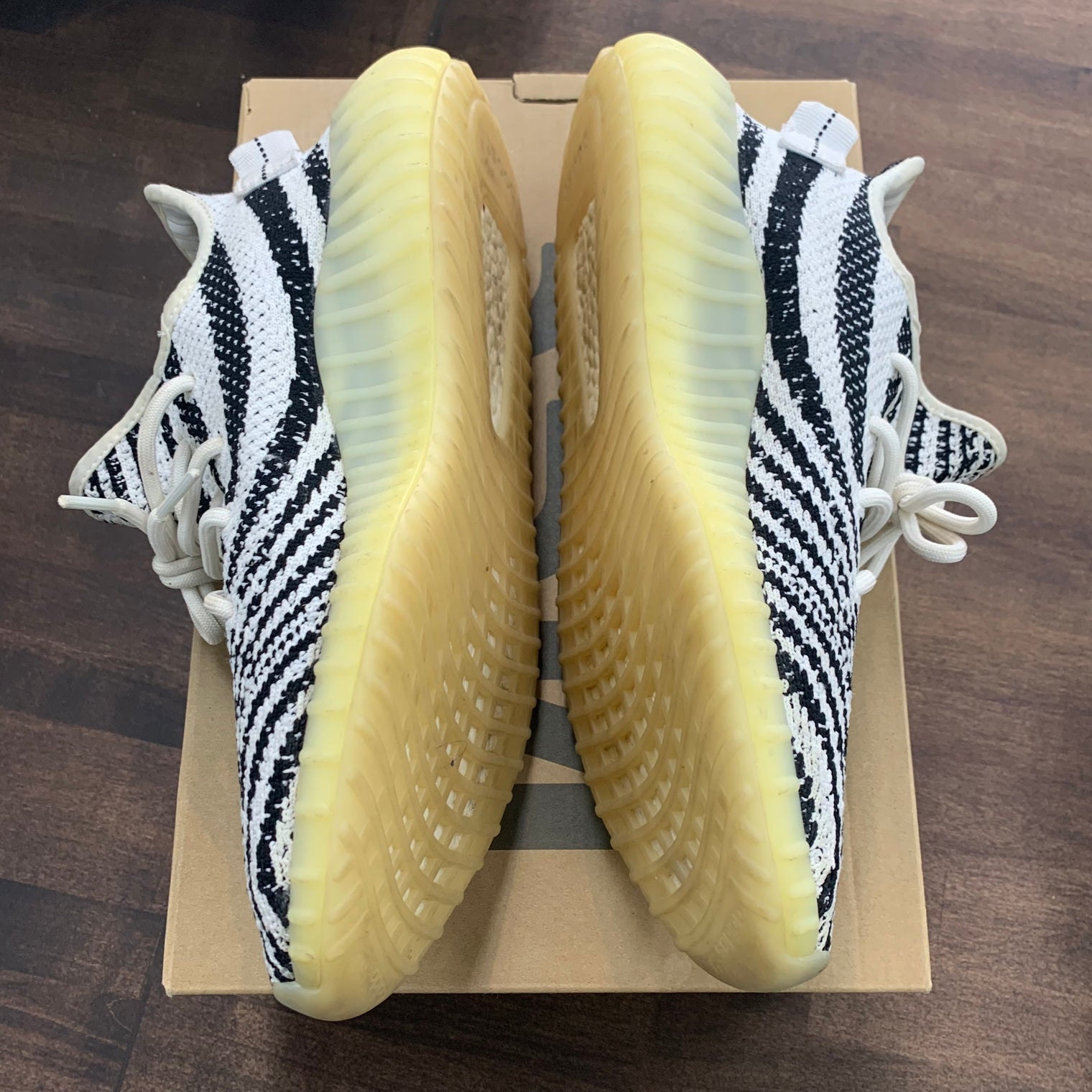 Zebra Yeezy 350 (USED)