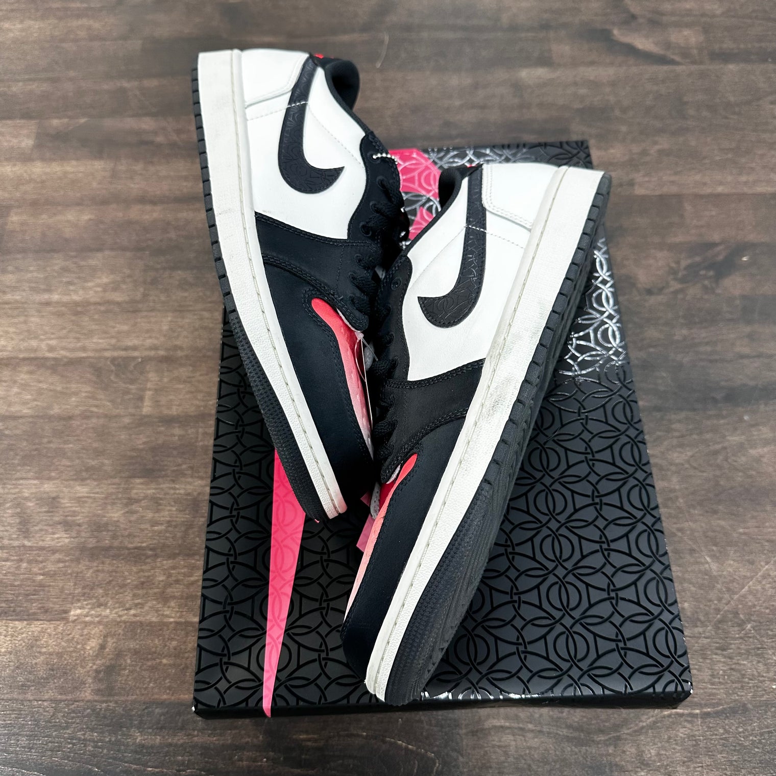 PSG Jordan 1 Low OG (USED)