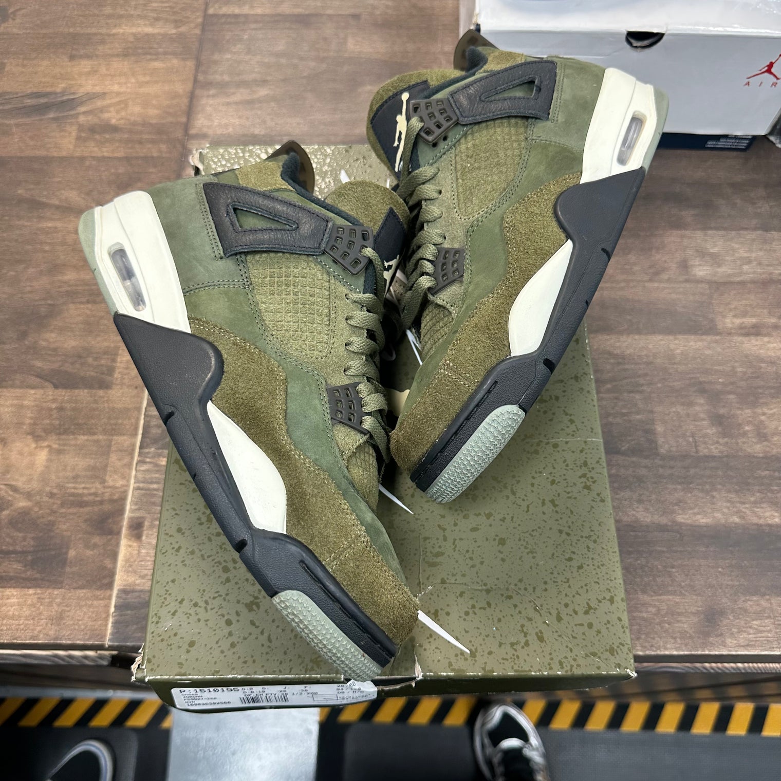 Craft Olive Jordan 4 (USED)