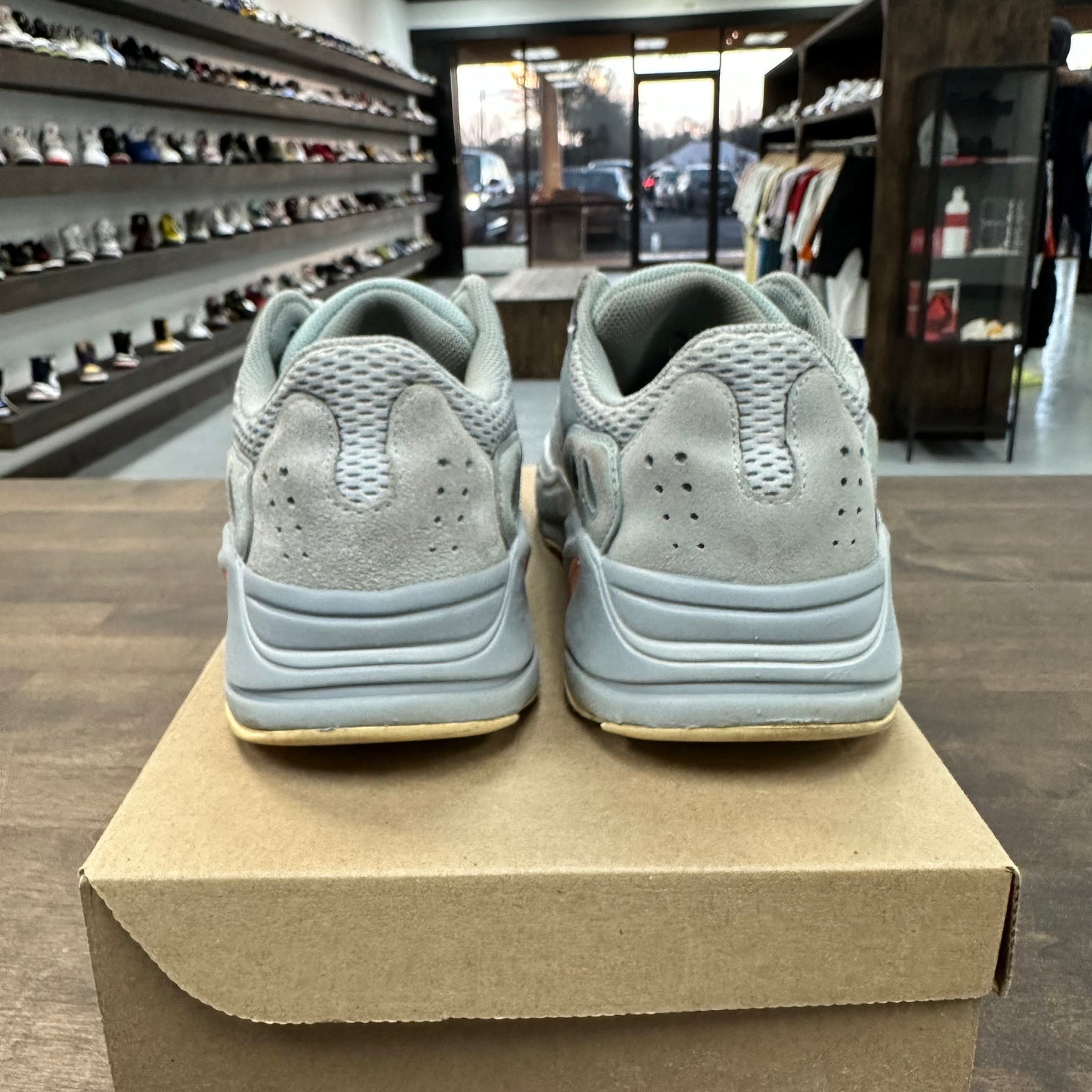 Inertia Yeezy 700 (USED,NO BOX)