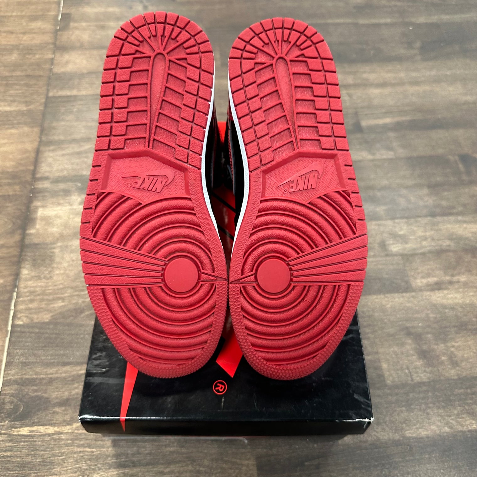 Patent Bred Jordan 1 High (USED)