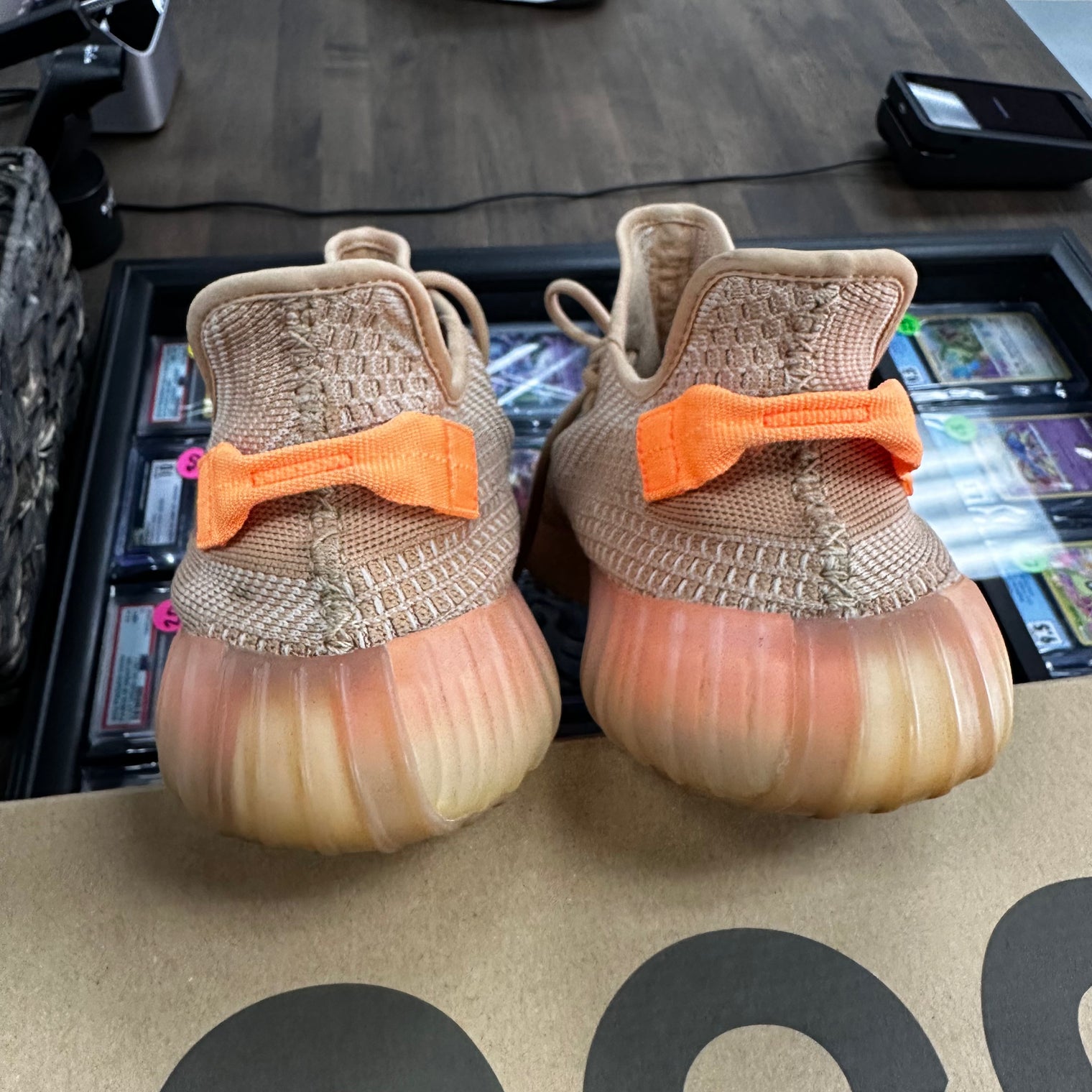 Clay Yeezy 350 (USED)