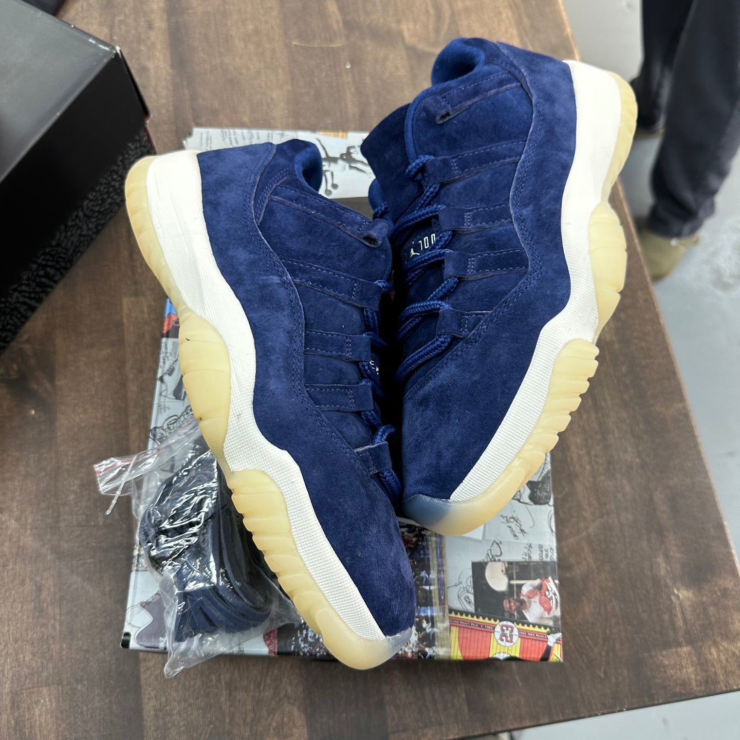 Derek Jeter Jordan 11 Low (USED)