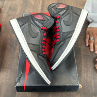 Black Gym Red Jordan 1 High (USED)