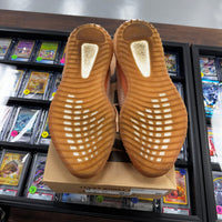 Clay Yeezy 350 (USED)