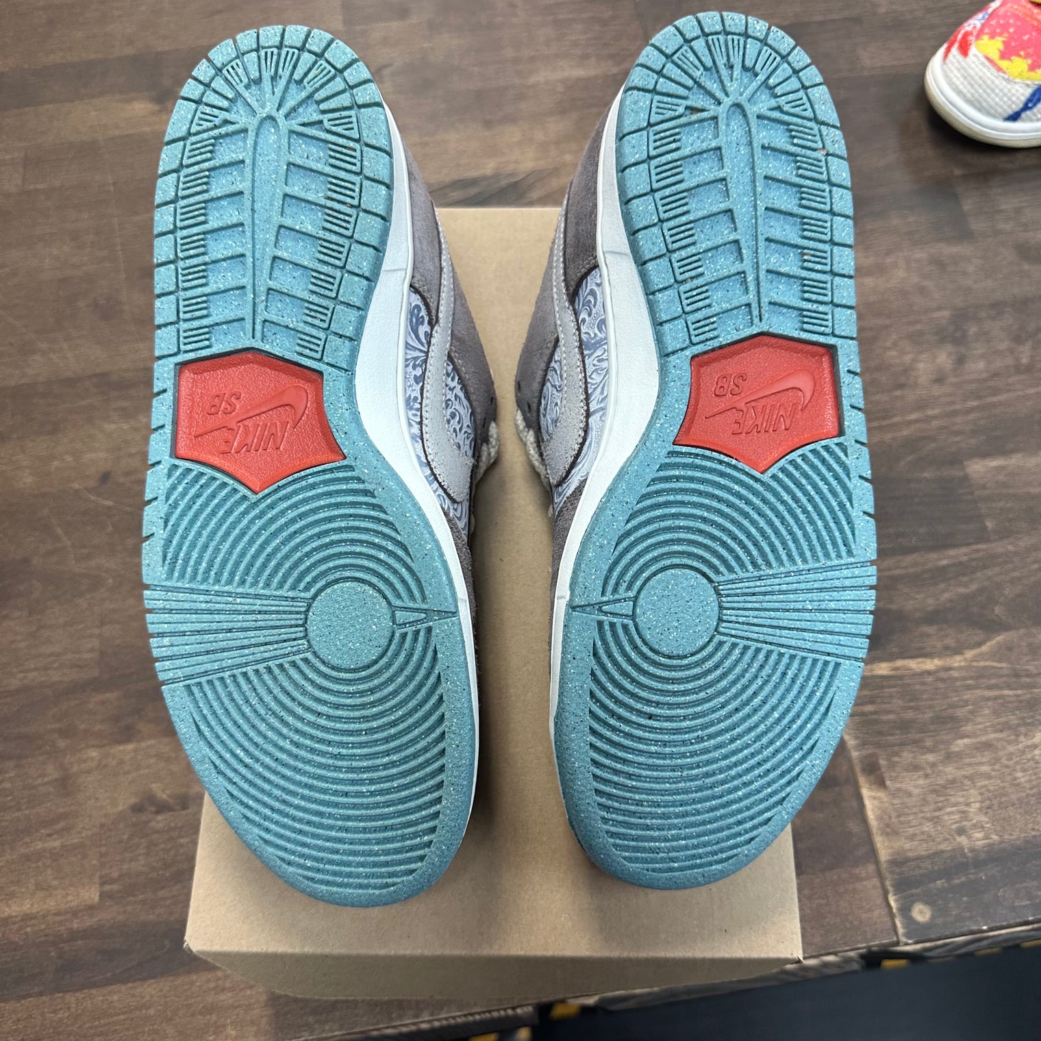 Big Money Saving Sb Dunk Low (USED,No Box)