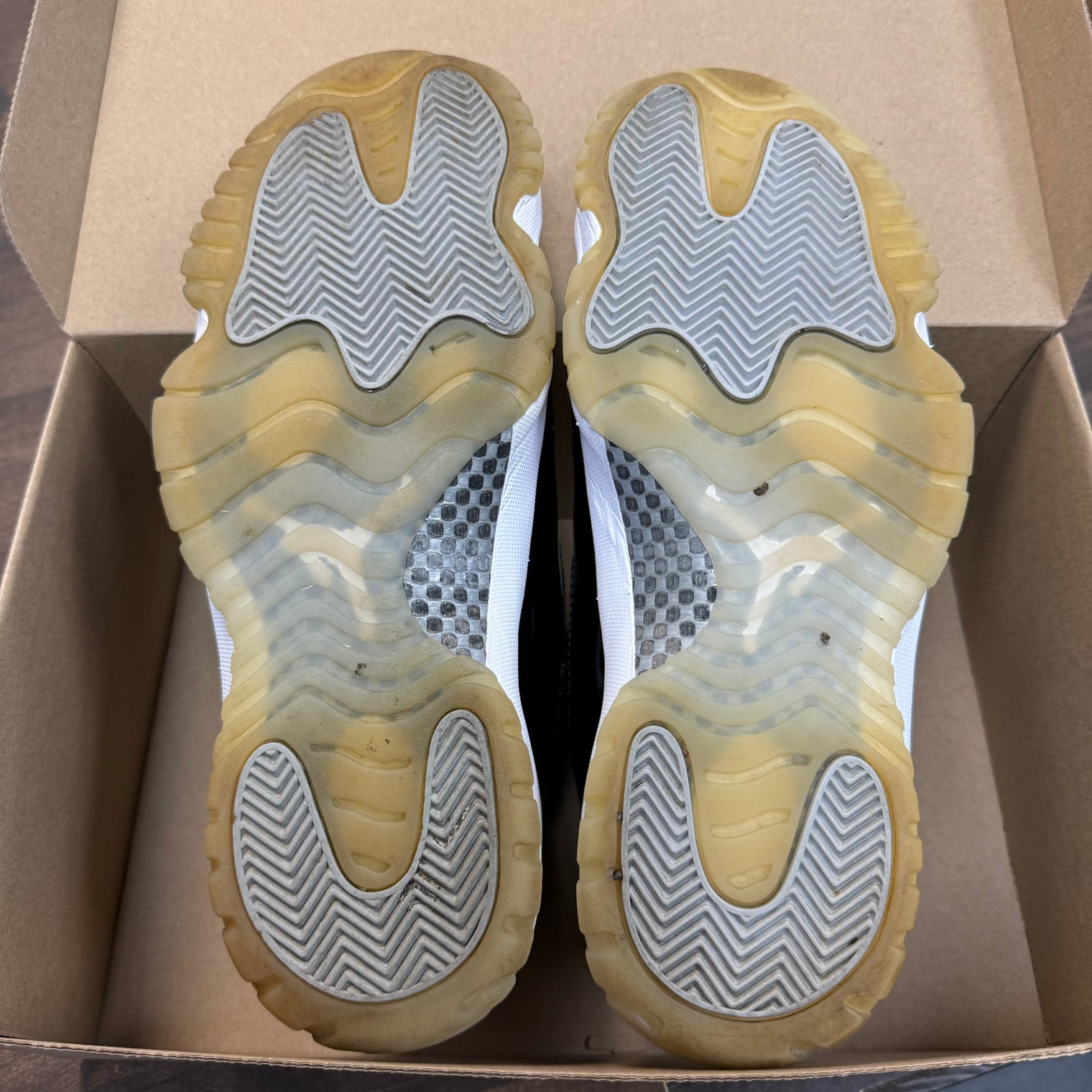 Jubilee Jordan 11 (USED,NO BOX)