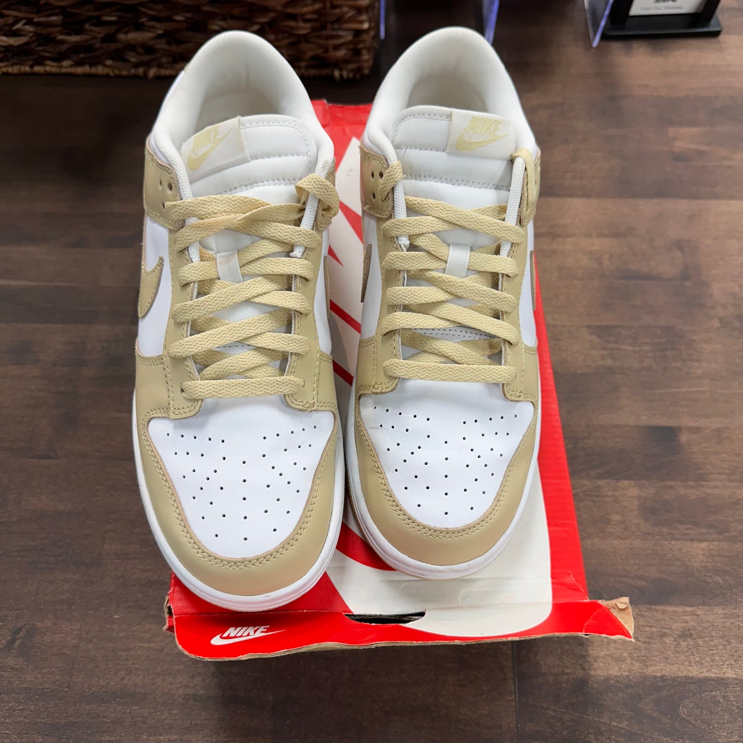 Team Gold Dunk Low (USED)