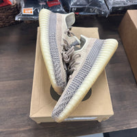 Ash Pearl Yeezy 350 (USED)
