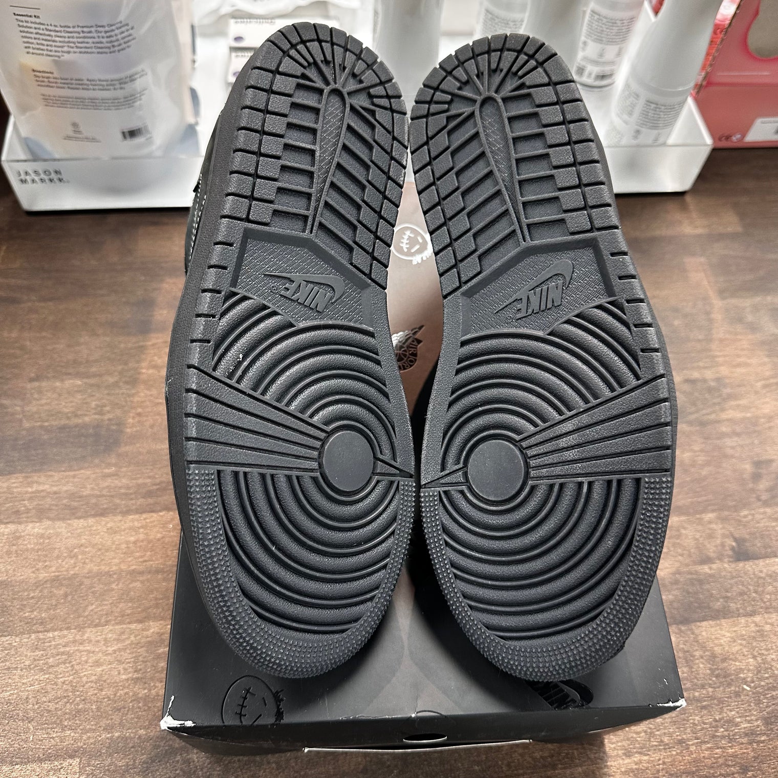 Travis Scott Phantom Jordan 1 Low (Lightly Worn)