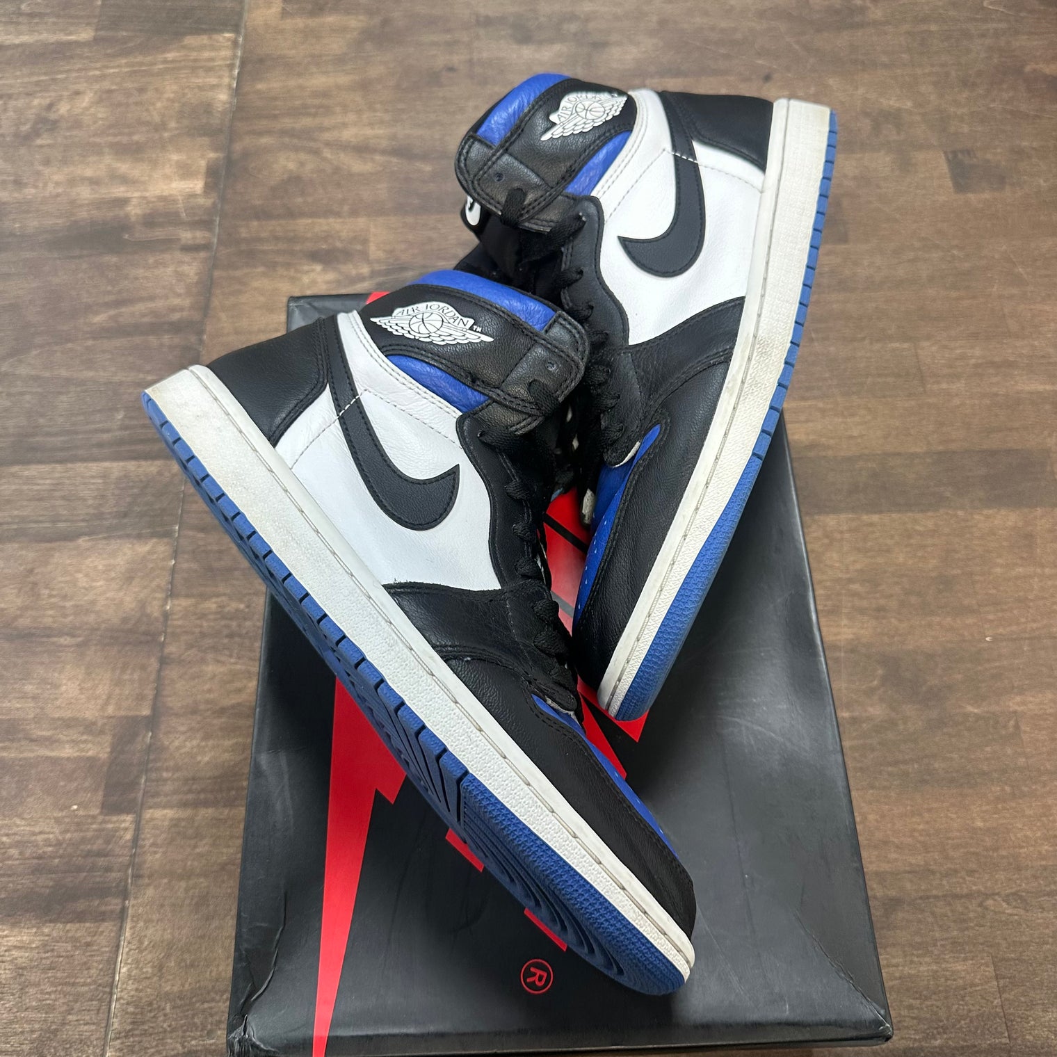 Royal Toe Jordan 1 High (USED)