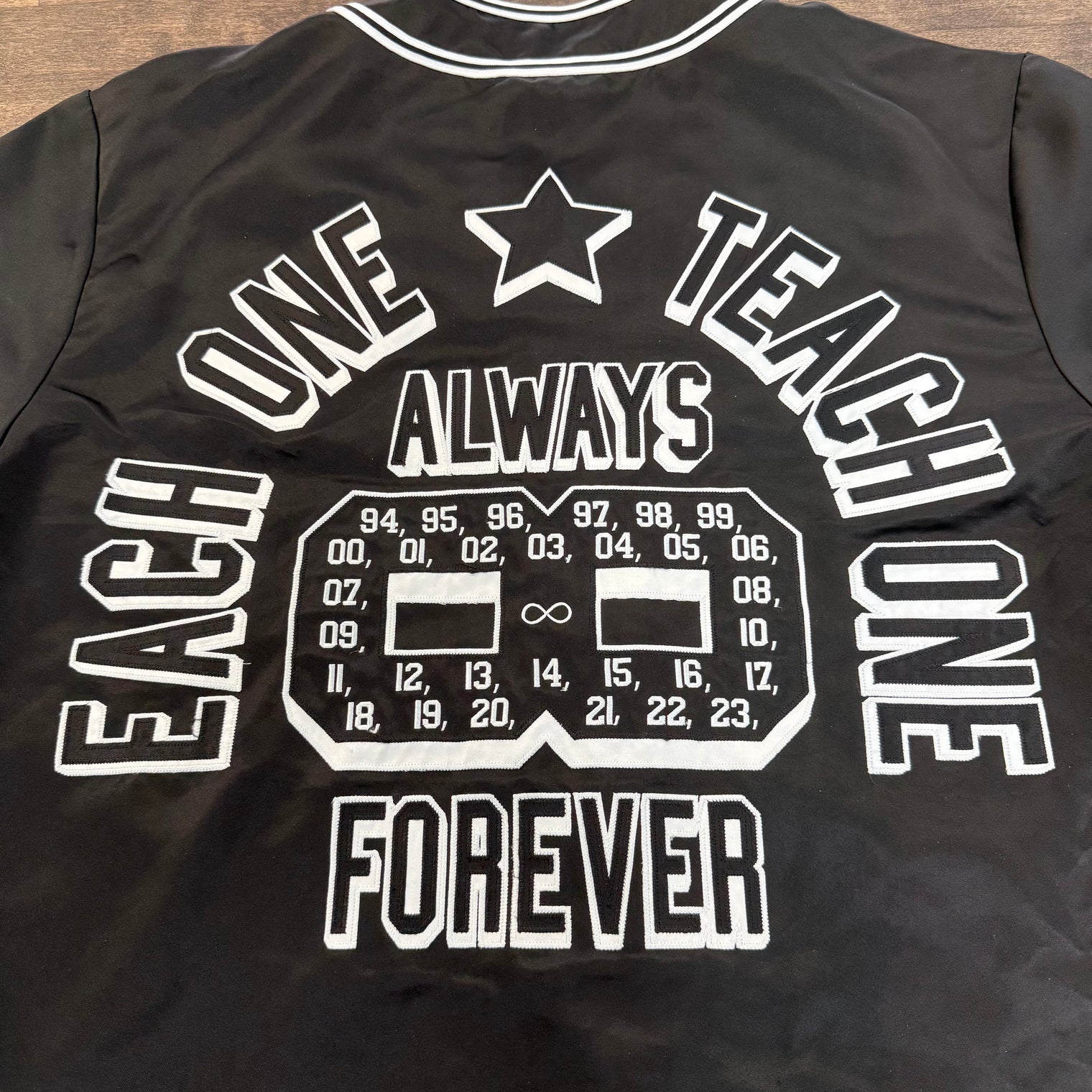 Supreme Mitchell & Ness Satin Baseball Jersey (USED)