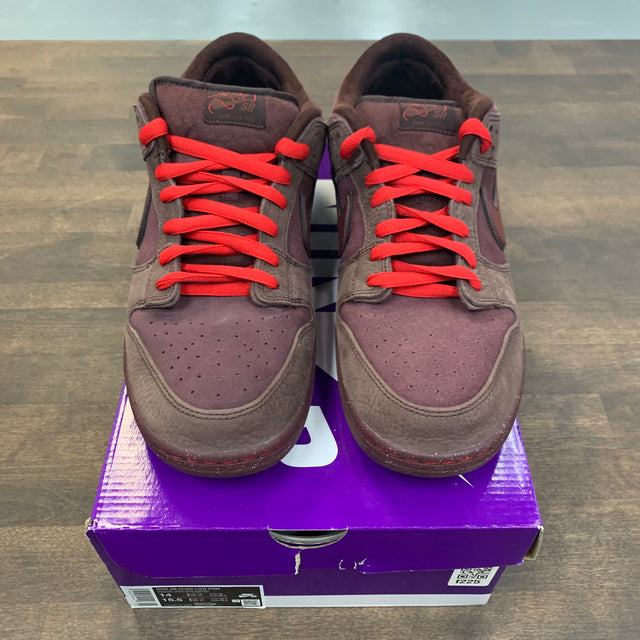Burgundy City of Love Nike SB Dunk Low (USED)