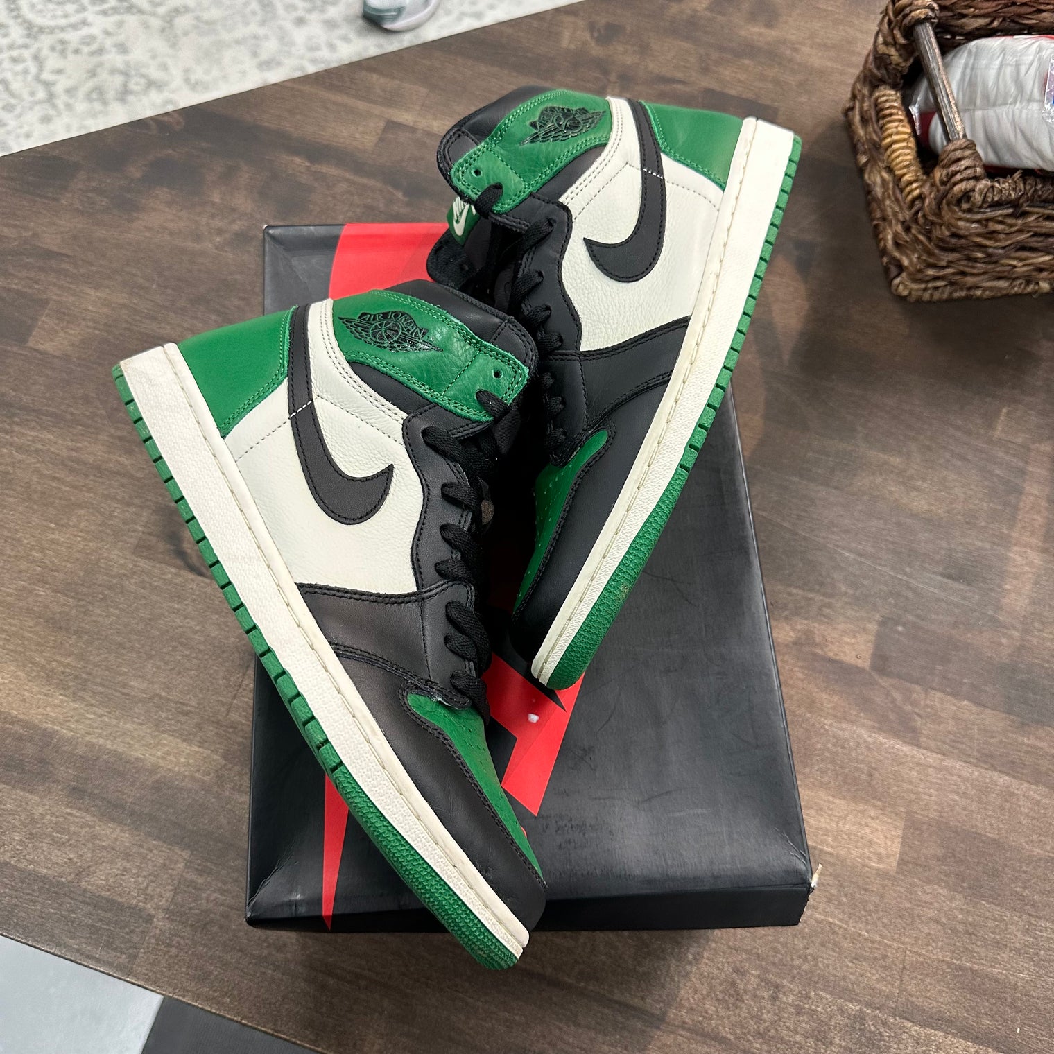Pine Green Jordan 1 High (USED)