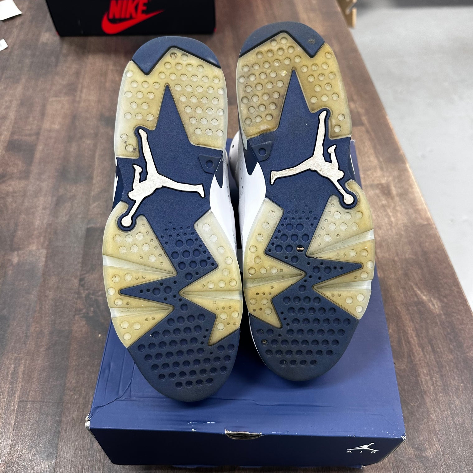 Midnight Navy Jordan 6 (USED)