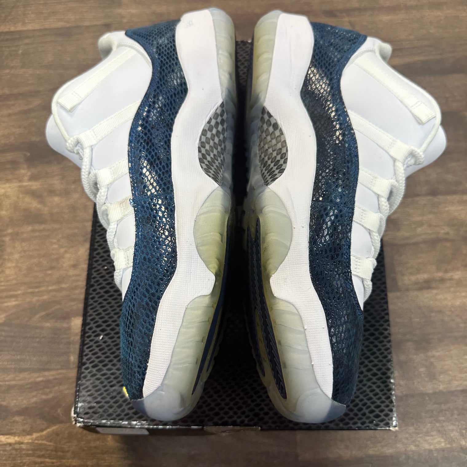 Navy Snakeskin Jordan 11 Low (USED)