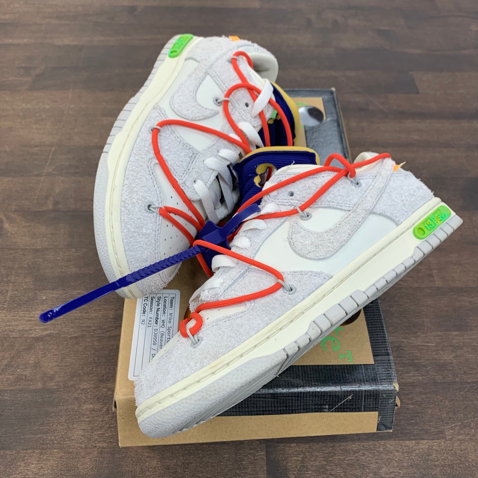 Lot 13 Off White Dunk Low (USED)