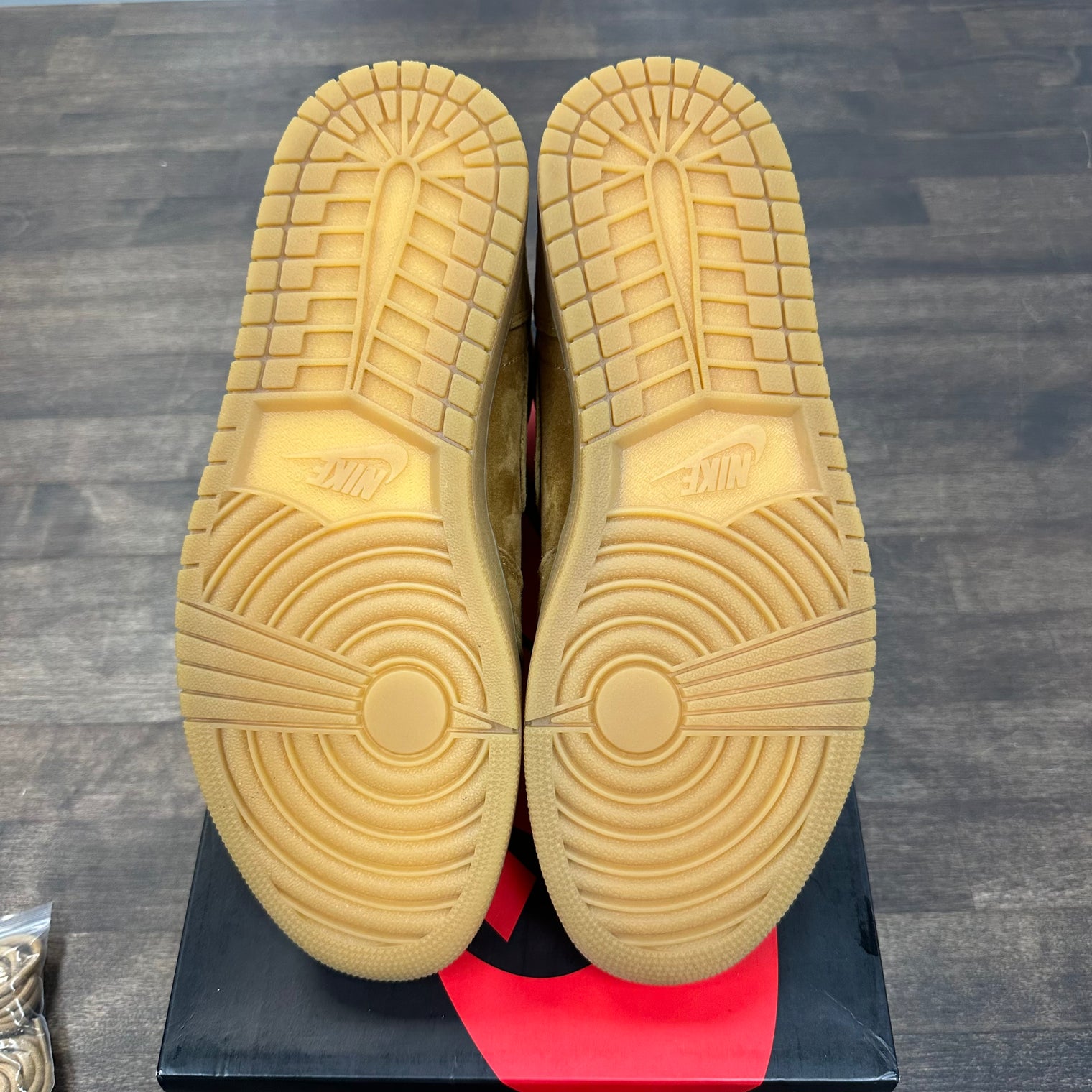 Wheat Jordan 1 High (USED)