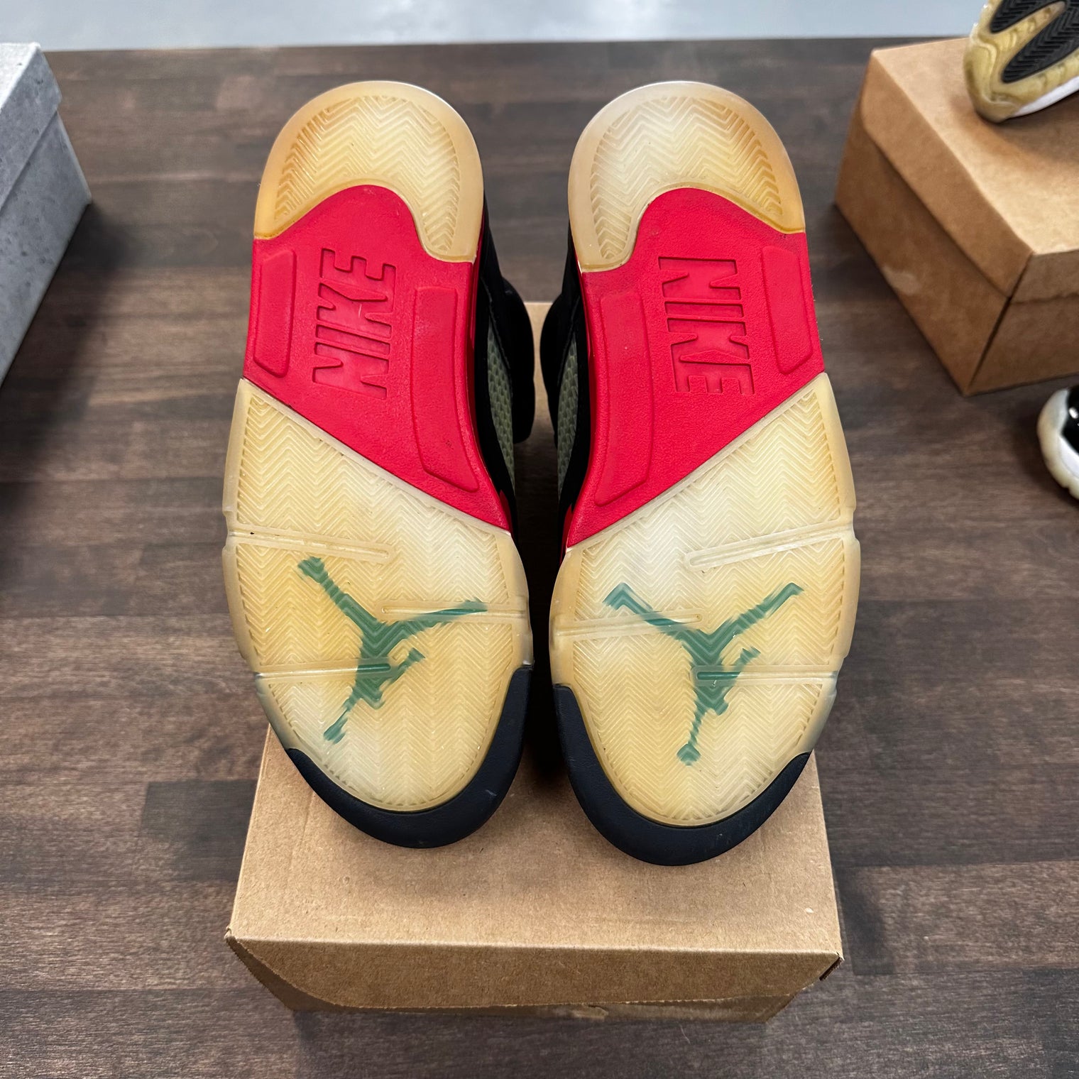 Top 3 Jordan 5 (USED,NO BOX)