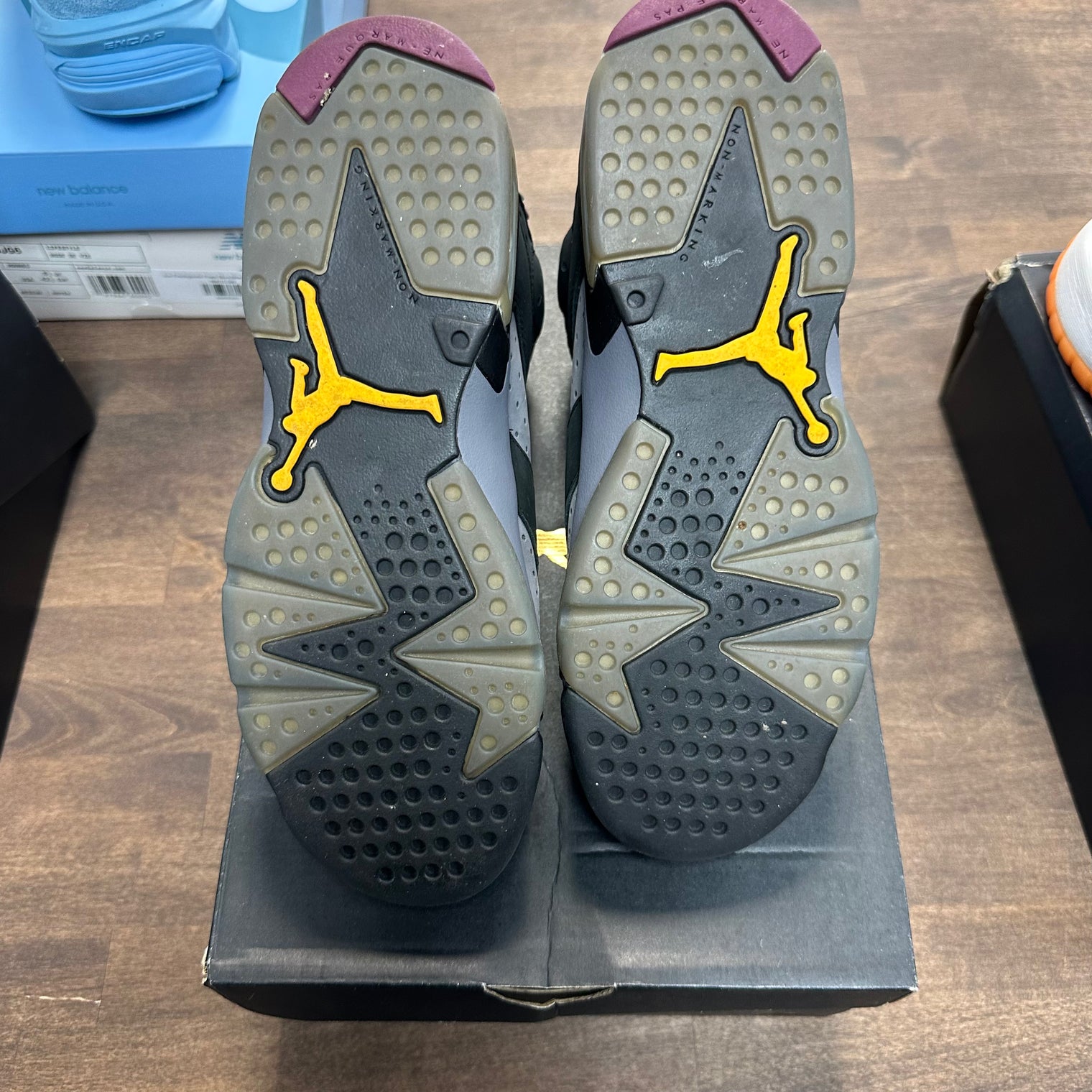 Bordeaux Jordan 6 (GS) (USED)