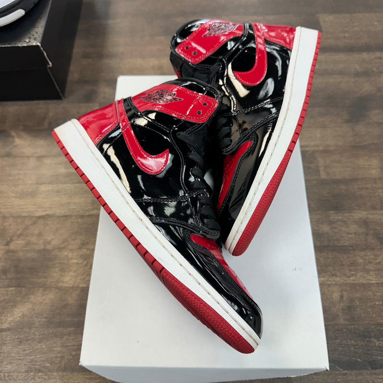 Patent Bred Jordan 1 High (USED, No Box)