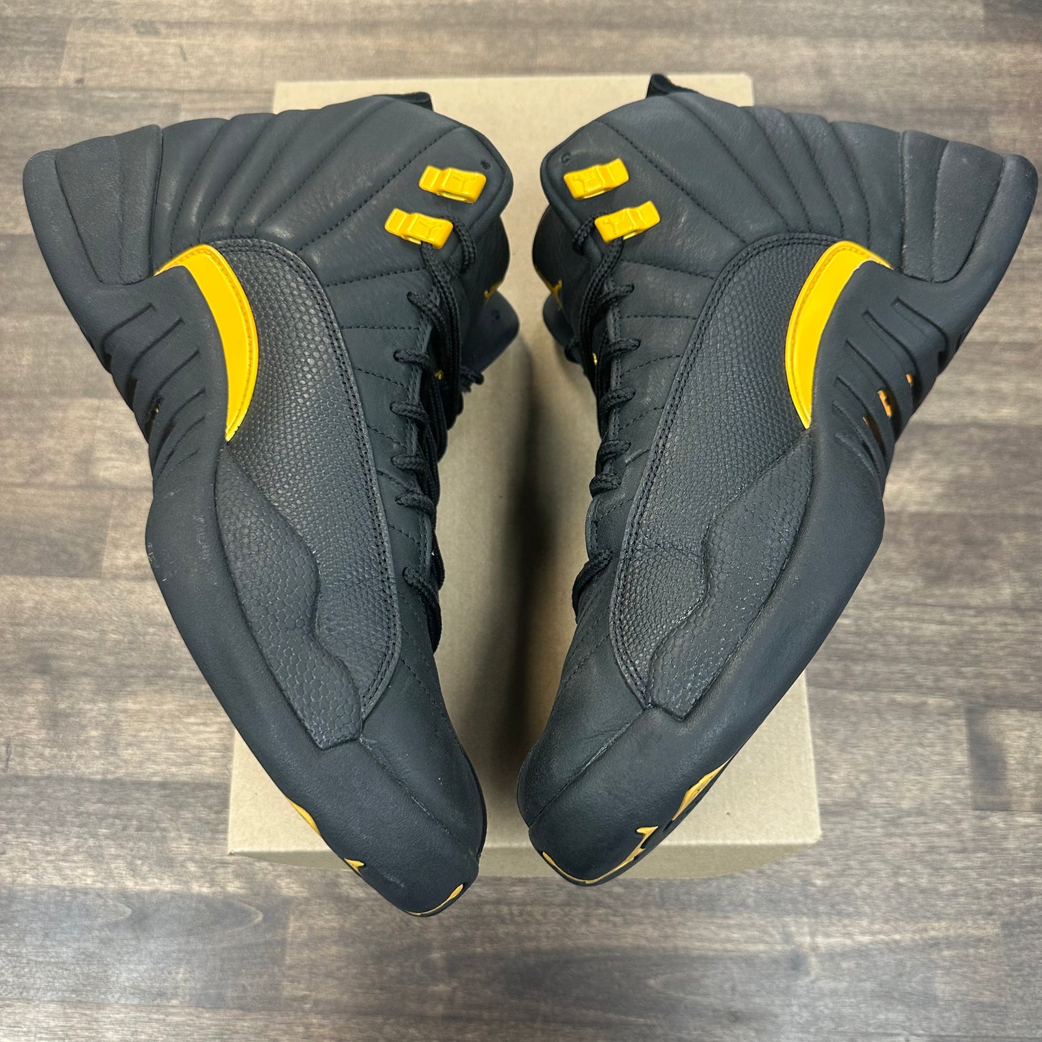 Black Taxi Jordan 12 (USED,No Box)