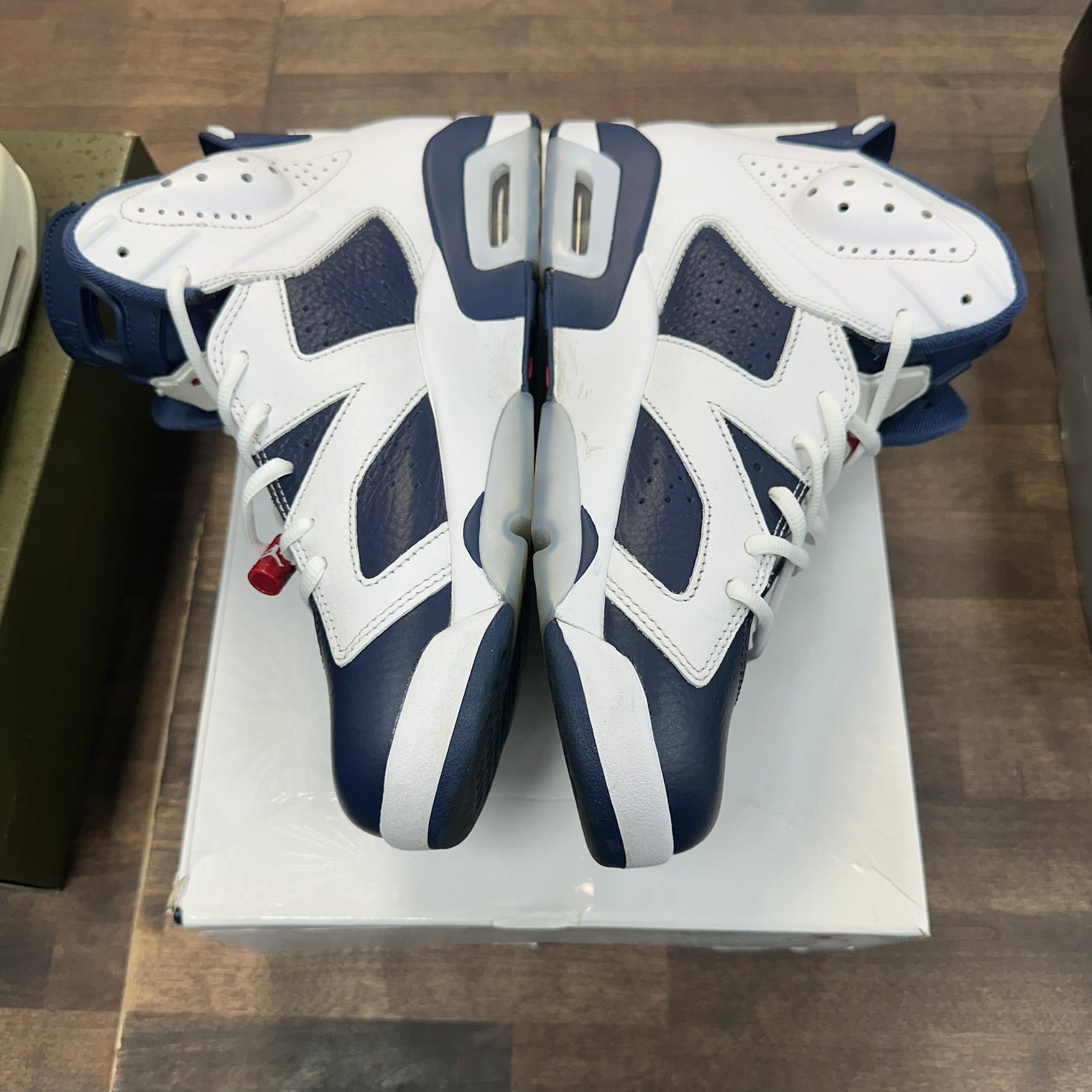 Olympic Jordan 6 (USED)