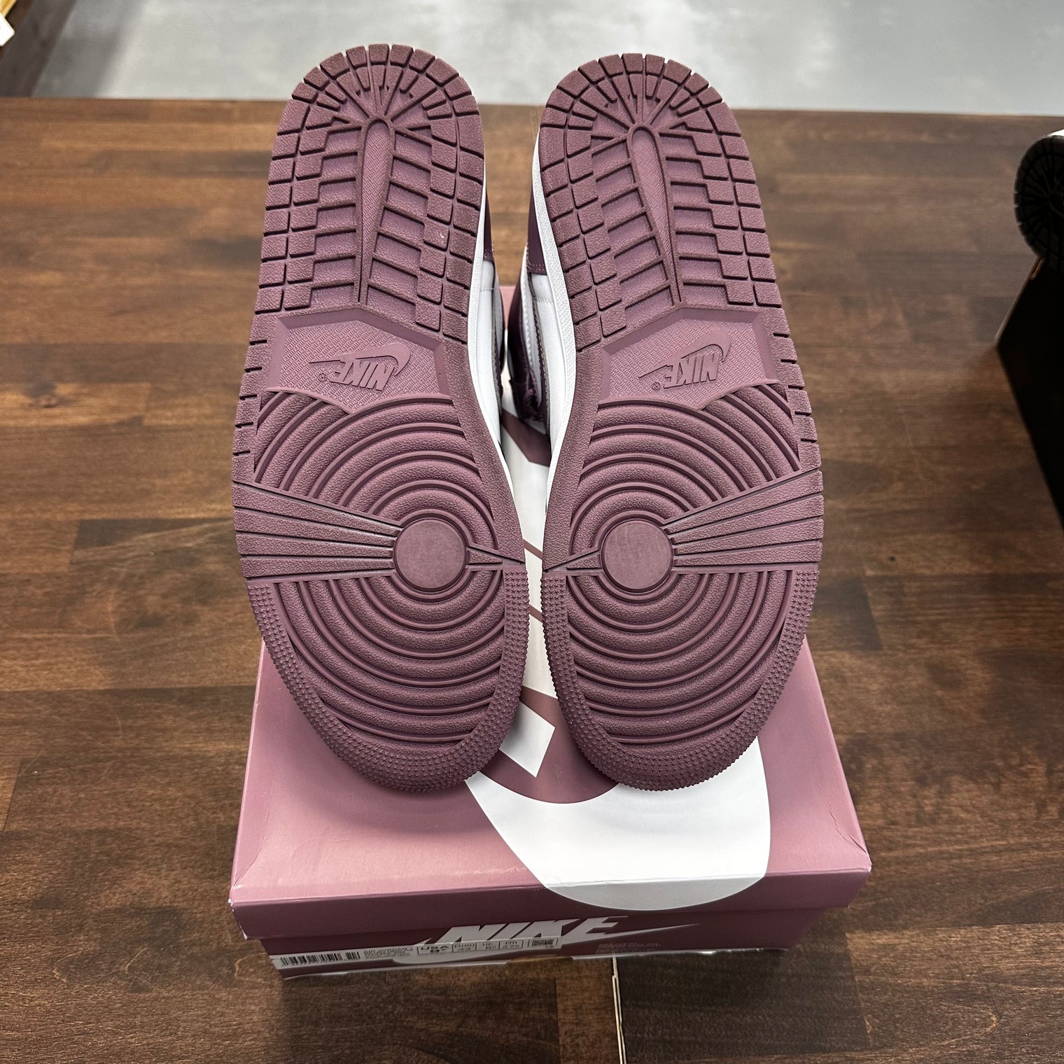 Mauve Jordan 1 High (USED)