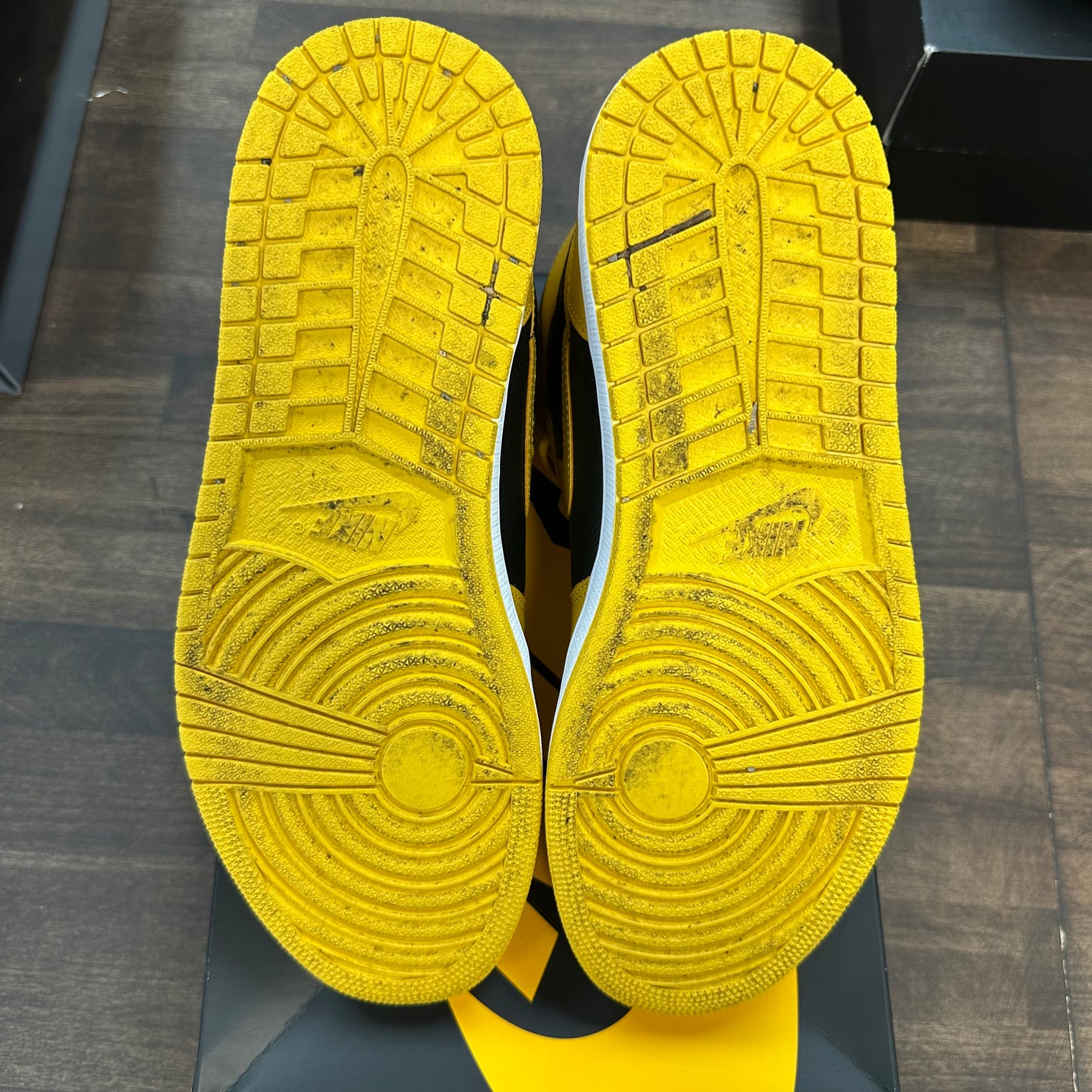 Jordan 1 High Pollen (USED)
